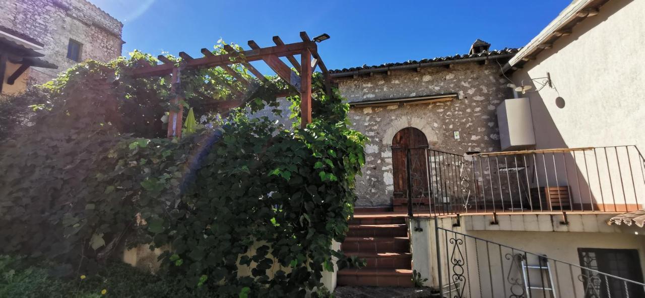 Country House Trevi Umbria Borghetto Vetuliae Santa Maria in Valle Dış mekan fotoğraf